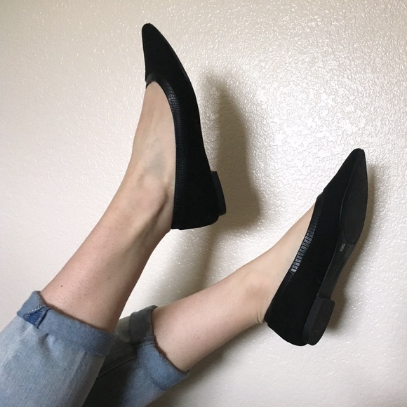 Jones NY Suede Black Flats - Picture 1 of 3
